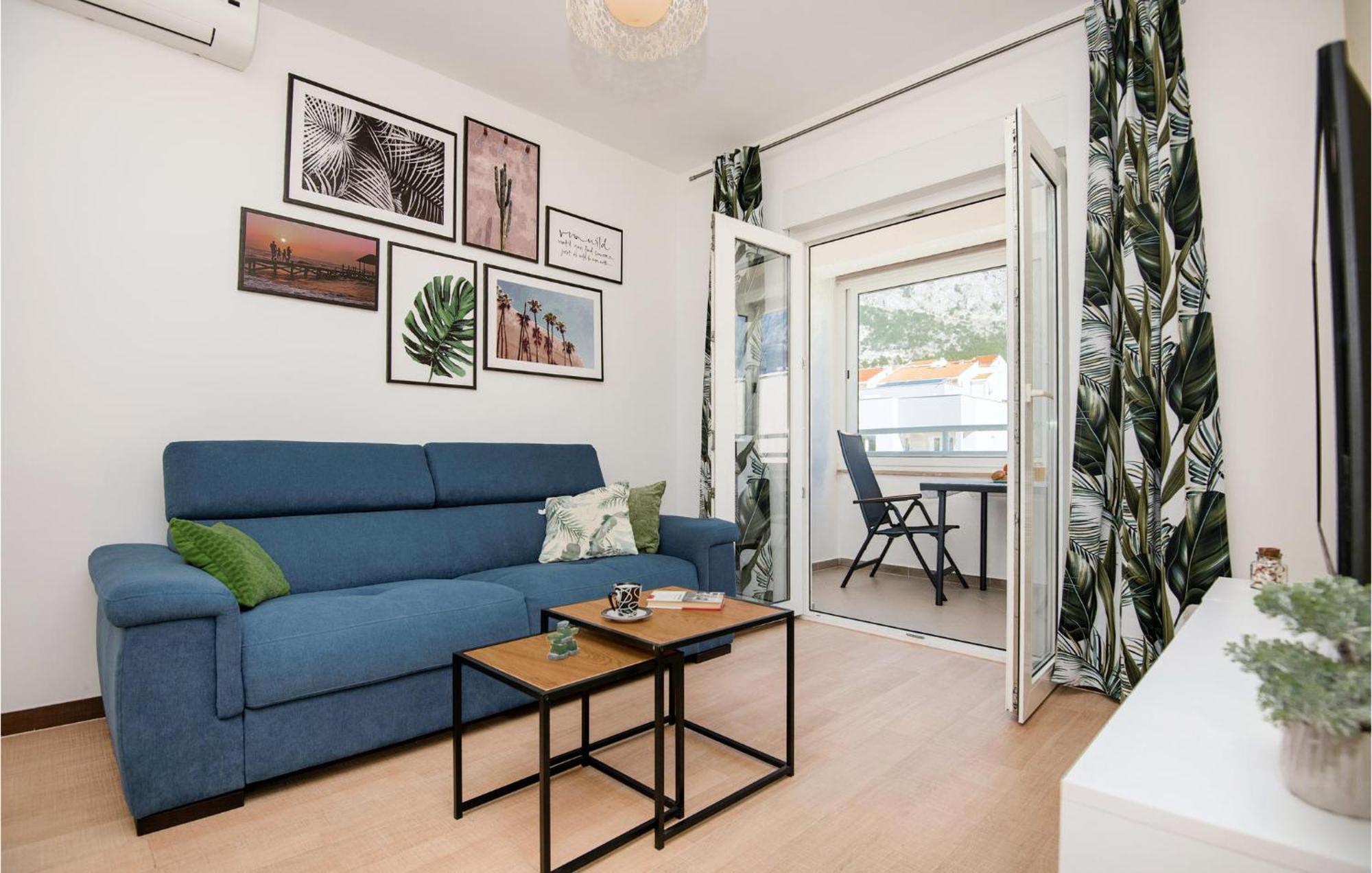 1 Bedroom Beautiful Apartment In Baska Voda Bagian luar foto